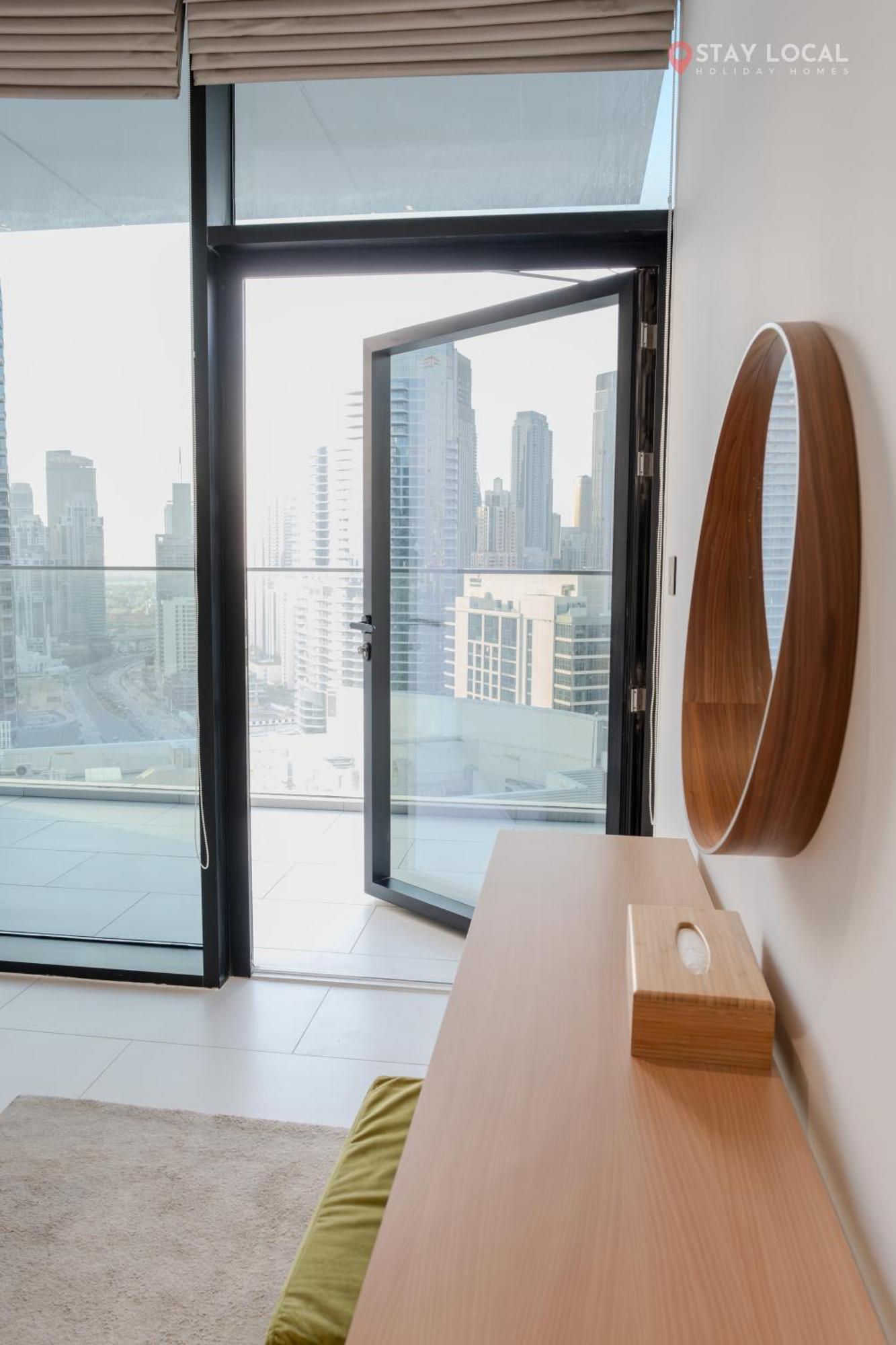 Downtown Dreams I Cozy 2br Getaway I Iconic Full Burj Khalifa Views I Near Mall Appartement *