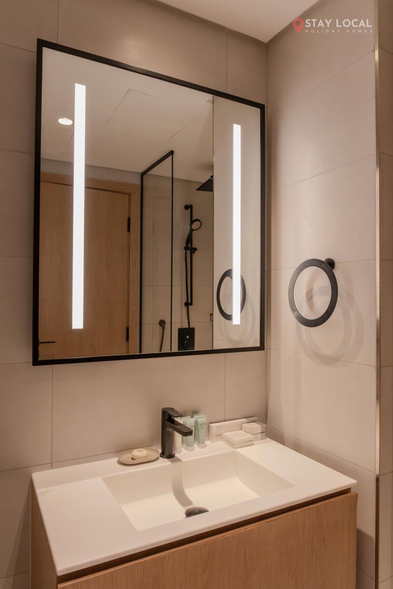 Downtown Dreams I Cozy 2br Getaway I Iconic Full Burj Khalifa Views I Near Mall